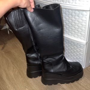 chunky boots